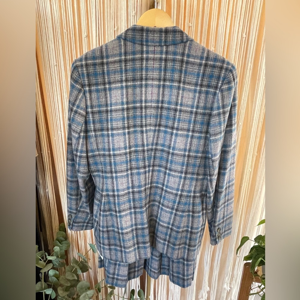 vintage Pendleton wool blazer & pleated skirt suit set in blue & gray plaid - Picture 3 of 16